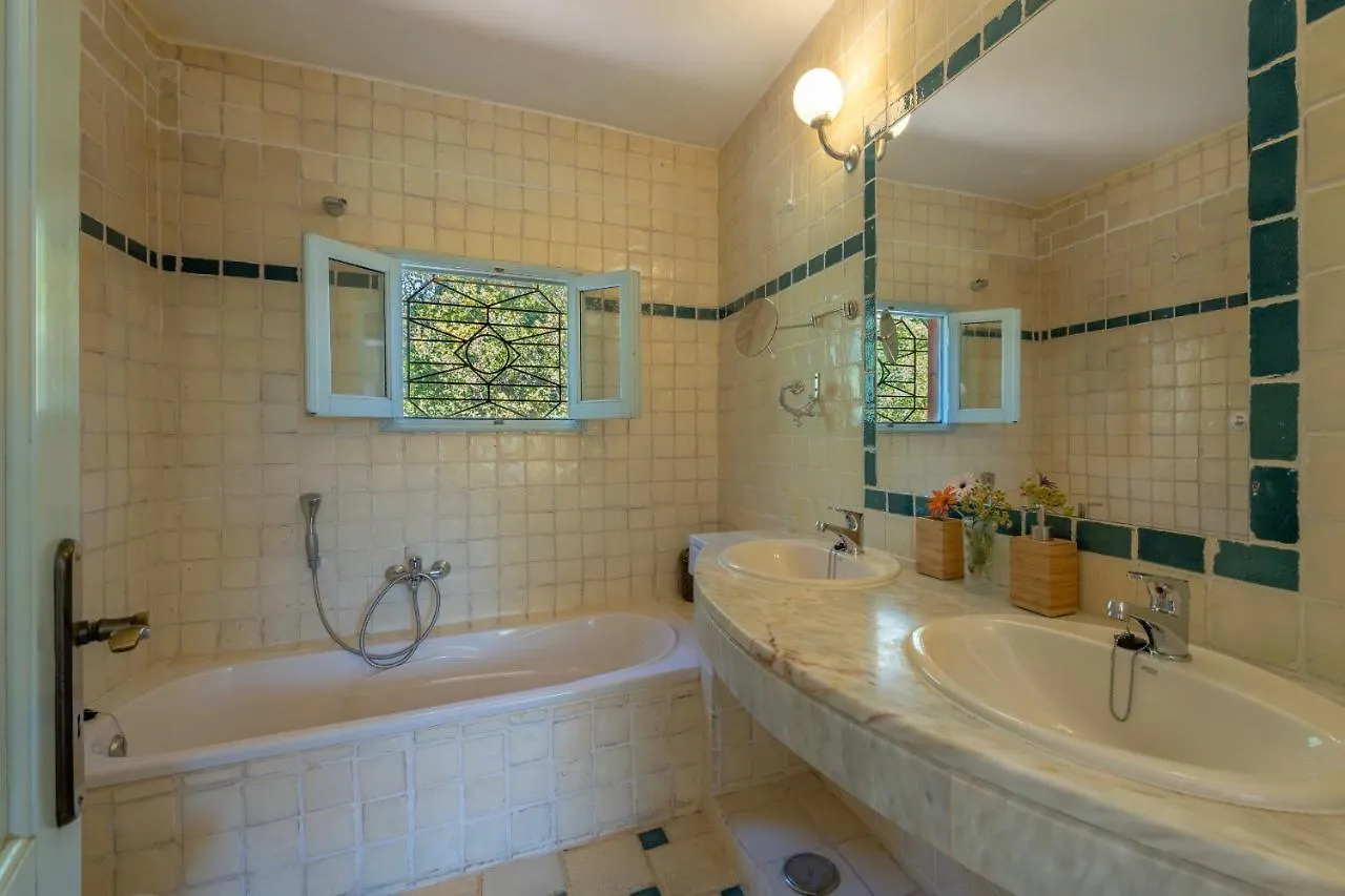 Morro Dos Anjos - Authentic Farmhouse With A View Just 3Km From Olhao 0*,  Portugal