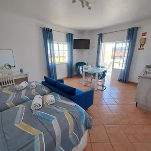 Lovely New House - Guests Apartamento